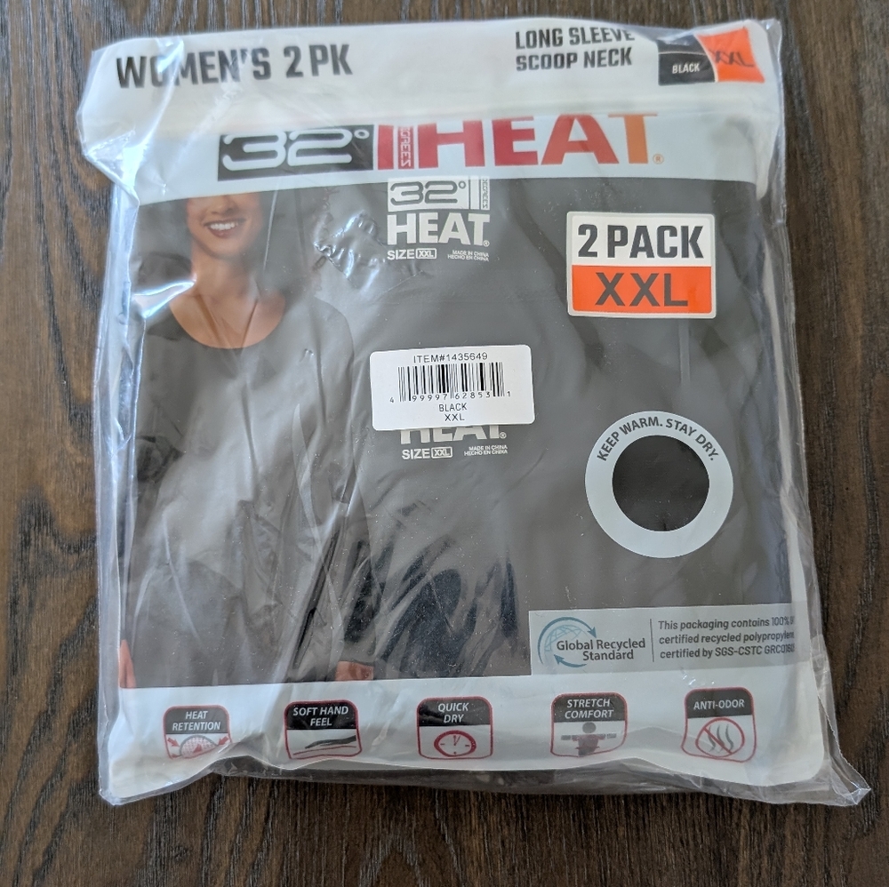 32 Degrees Heat Black Long Sleeve Scoop Neck 2 Pack